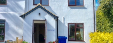 Old Mill Holiday Cottages - Rockery front door Old Mill Holiday Cottages - Rockery front door