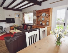 Beckhouse Cottages & Rose Beckhouse Cottages & Rose