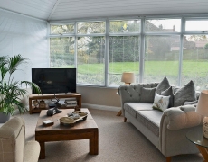 Elm Tree Lounge Elm Tree Lounge