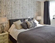 Willow Tree, one of three bedrooms Willow Tree, one of three bedrooms