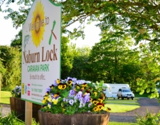 Naburn Lock Caravan Park - Naburn Lock Caravan Park -