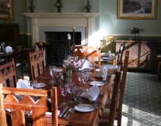 Elegant dining room Elegant dining room