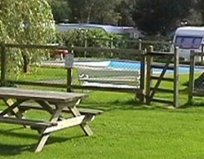 Yorkshire Hussar Inn & Holiday Caravan Park Yorkshire Hussar Inn & Holiday Caravan Park